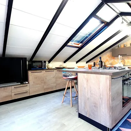 Linda's House 아파트 칼리아리